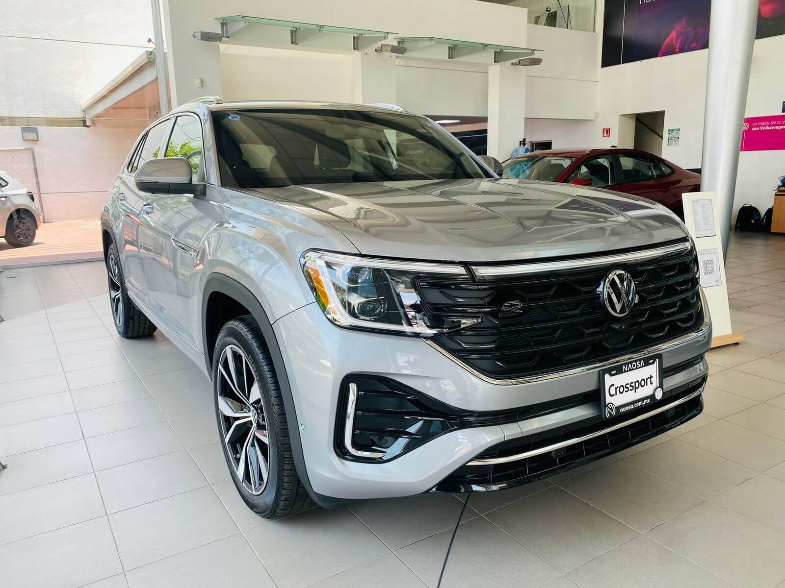Volkswagen Cross Sport